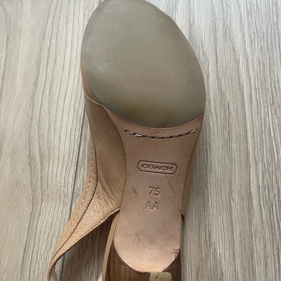 Coach Miranda Kitten Heel size 7.5 - Picture 6 of 6